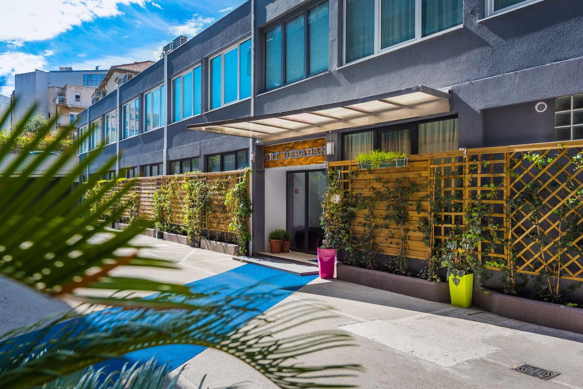 Hotel Annex Building Of Art Spalato